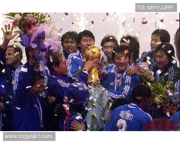 深圳足球队防守革新之路：从传统到现代的变革与挑战分析